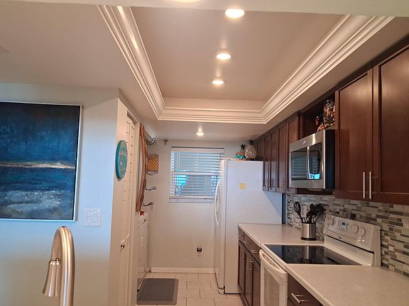 5th image of 1860 N Atlantic Ave APT 306