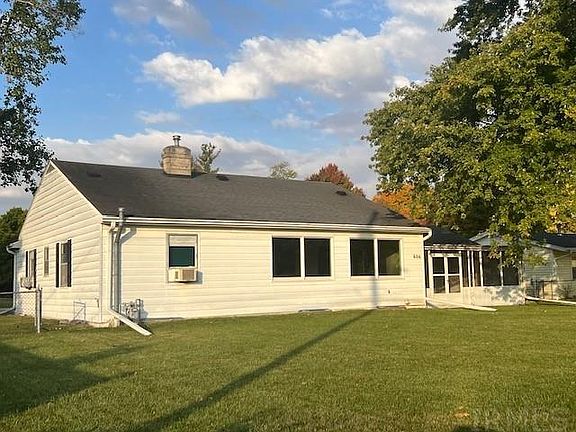 4th image of 606 Berkley Dr