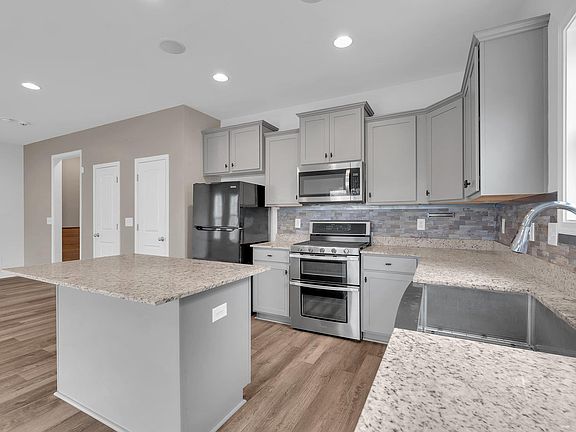 4th image of 503 Torrington Dr