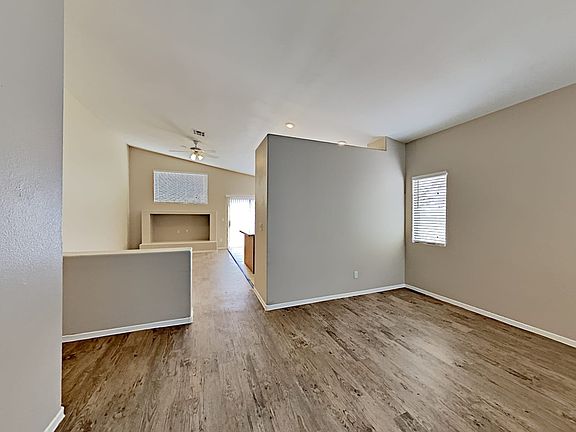 3rd image of 2409 Sunset Hills Ct