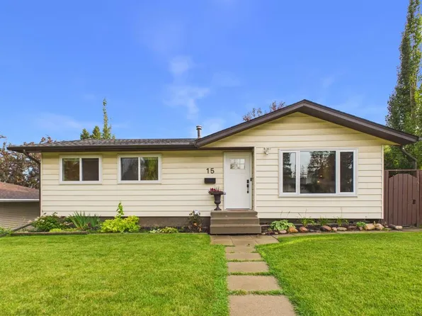 15 N Hazelwood Cres SW, Calgary, AB T2V 3C1