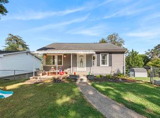 4321 Grandview Dr, Ashland, KY 41101