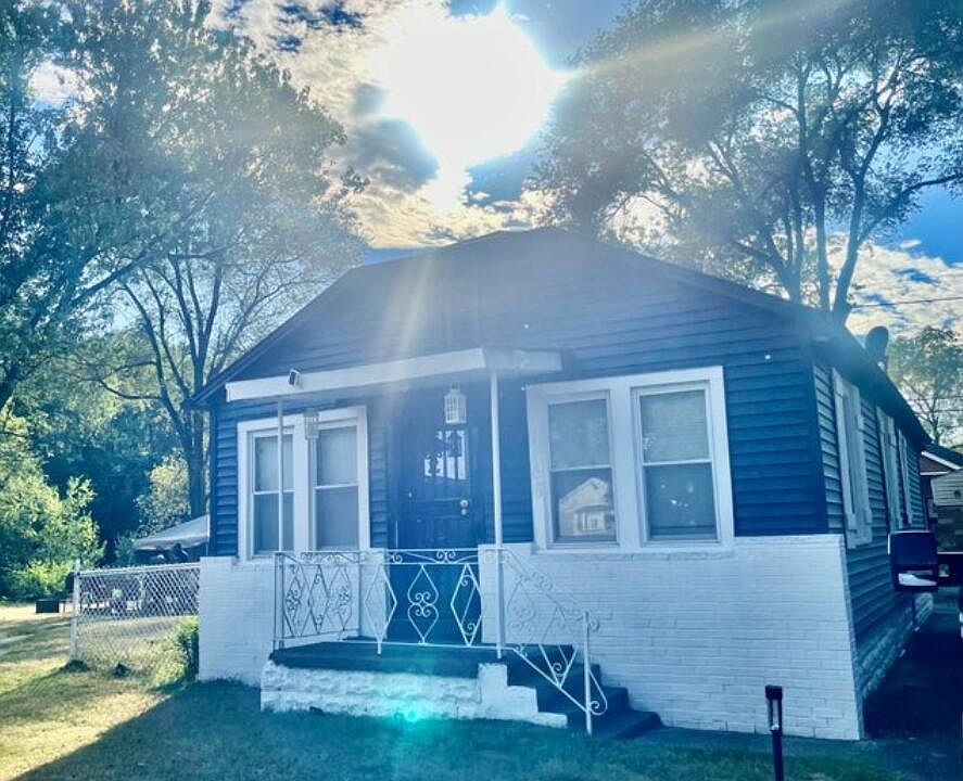 1st image of 1166 Mount St
