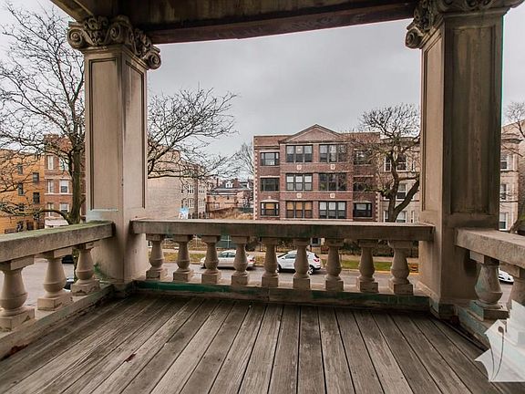 4th image of 6226 S Woodlawn Ave APT 2A