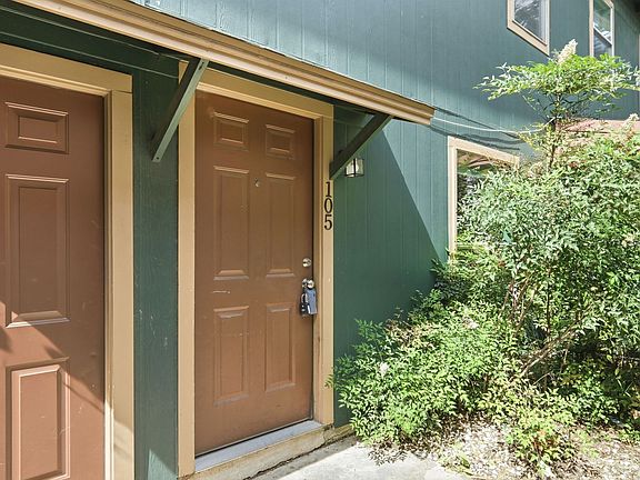 4th image of 2319 Greenfield Pkwy APT 105