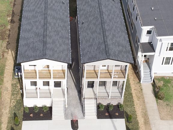2nd image of 903A Delmas Ave
