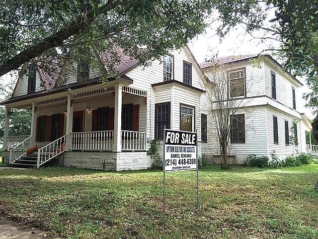 2nd image of 409 E Morgan Ave