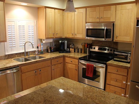 Kitchen 2 of 2