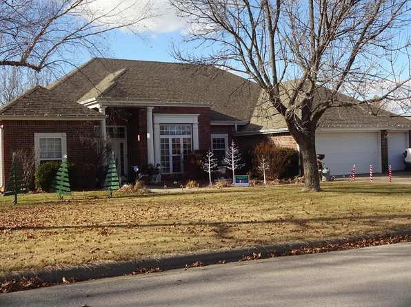 3007 Regency Dr, Independence, KS 67301