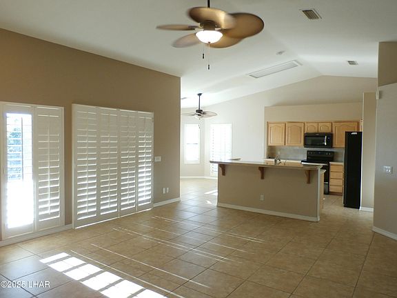 5th image of 641 Wayside Dr
