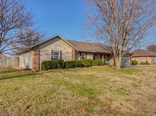 223 Meadow View Rd, Mount Vernon, MO 65712