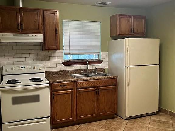 4th image of 901 N 4th Ave Unit B