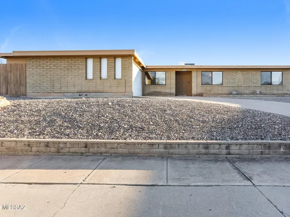 9740 E 3rd St, Tucson, AZ 85748