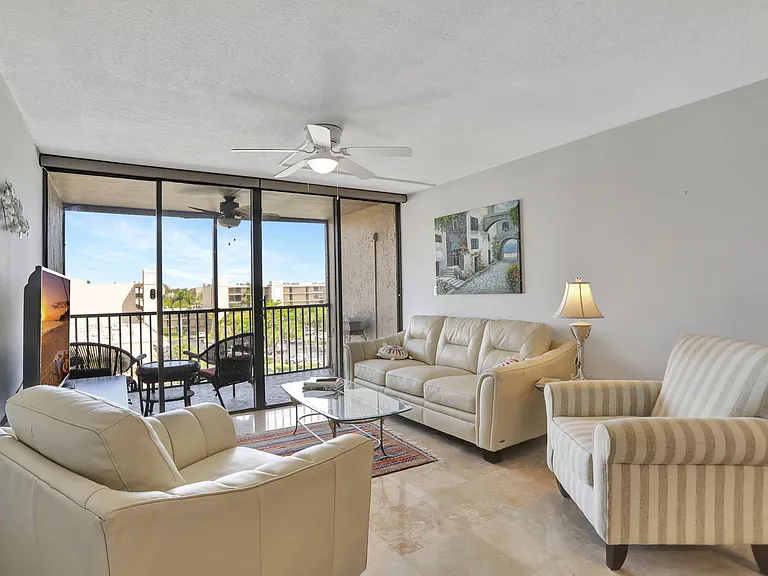 4 Royal Palm Way #6020 — Photo 11