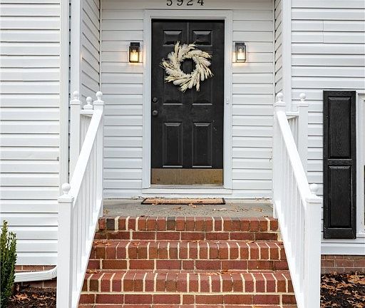 2nd image of 5924 Saint Moritz Dr