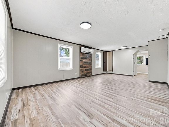5th image of 8 Crescent St