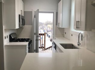 5032 N Washtenaw Ave #2, Chicago, IL 60625