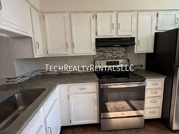 3rd image of 9432 Lexington Cir #G-1