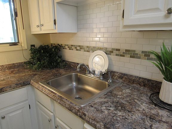 4th image of 40 Westchester Ter #Furnished