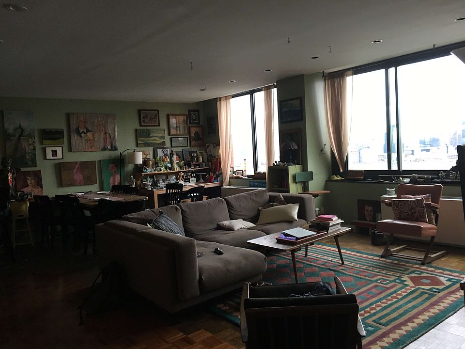 2nd image of 380 Rector Pl APT 25A