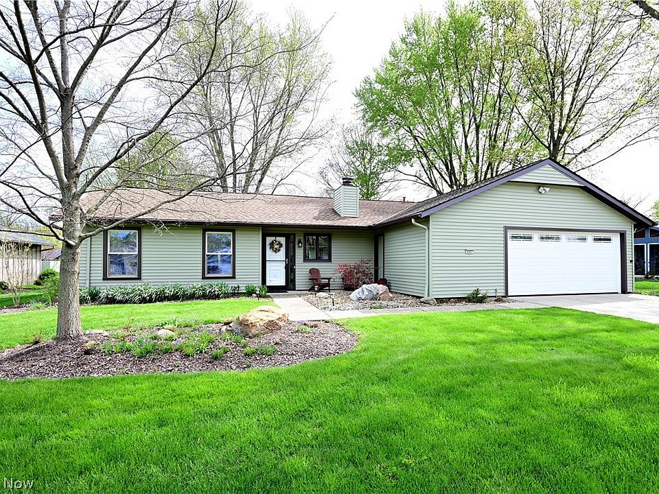 1st image of 6227 Oakwood Cir
