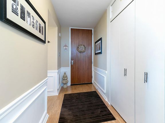 4th image of 1337 21st Ave #5A