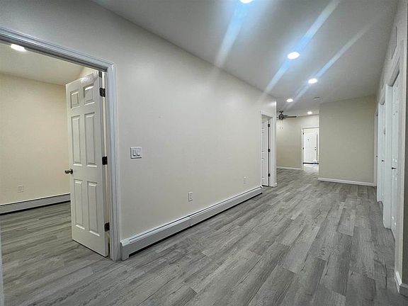 5th image of 34 Giles Ave APT 1