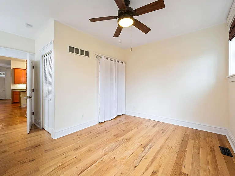 3316 Salena St — Photo 11