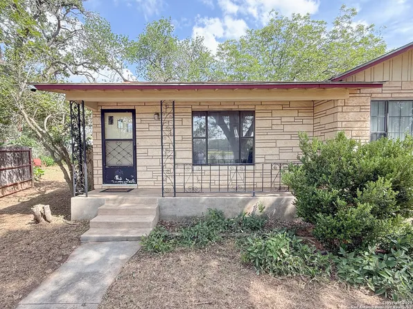 15430 S Main, Lytle, TX 78052