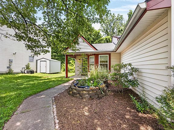 2nd image of 3606 W Woodhaven Dr