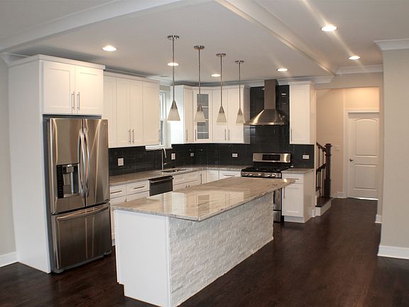 5th image of 3640 N Oketo Ave