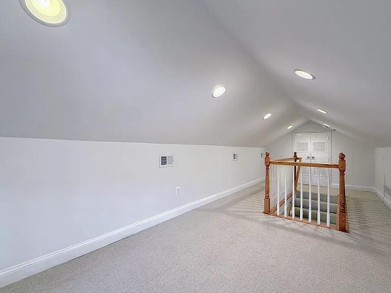 513 Schuyler Rd — Photo 25