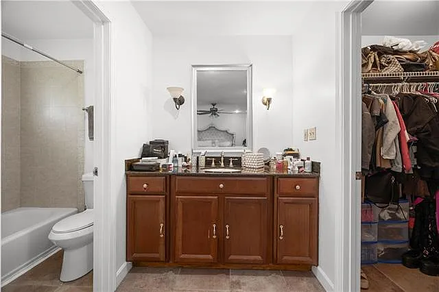 3810 Coventry St — Photo 17