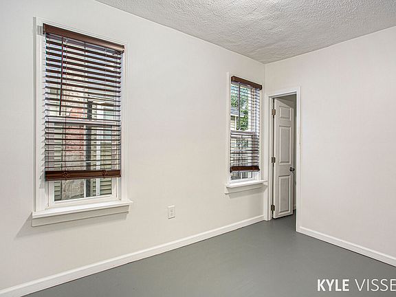 5th image of 50 Mack Ave NE