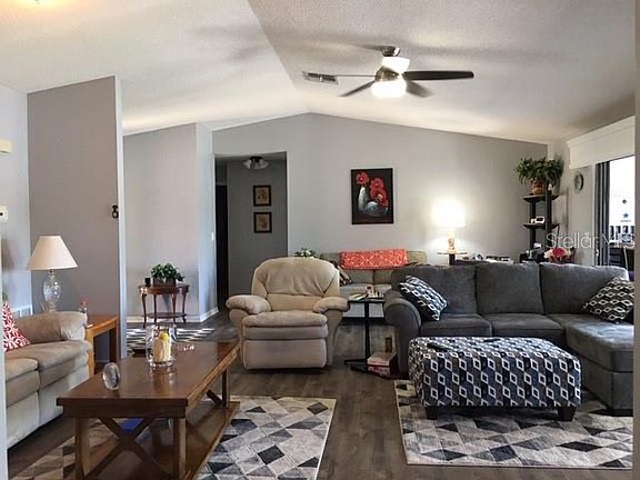 2nd image of 2513 Locksley St #2