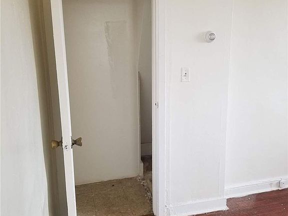 4th image of 77 Lent Ave Floor 2