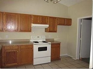 3rd image of 1518 Prairie Lake Blvd