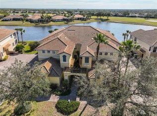1356 Emerald Dunes Dr, Sun City Center, FL 33573
