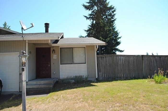 1st image of 9136 Tolo Ct NE #B