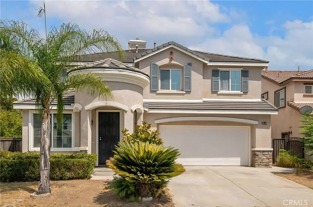 5 bed, 3.5 bath, 2564 sqft, $3,850 — Photo 1