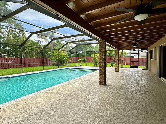3rd image of 10280 SW 141st St