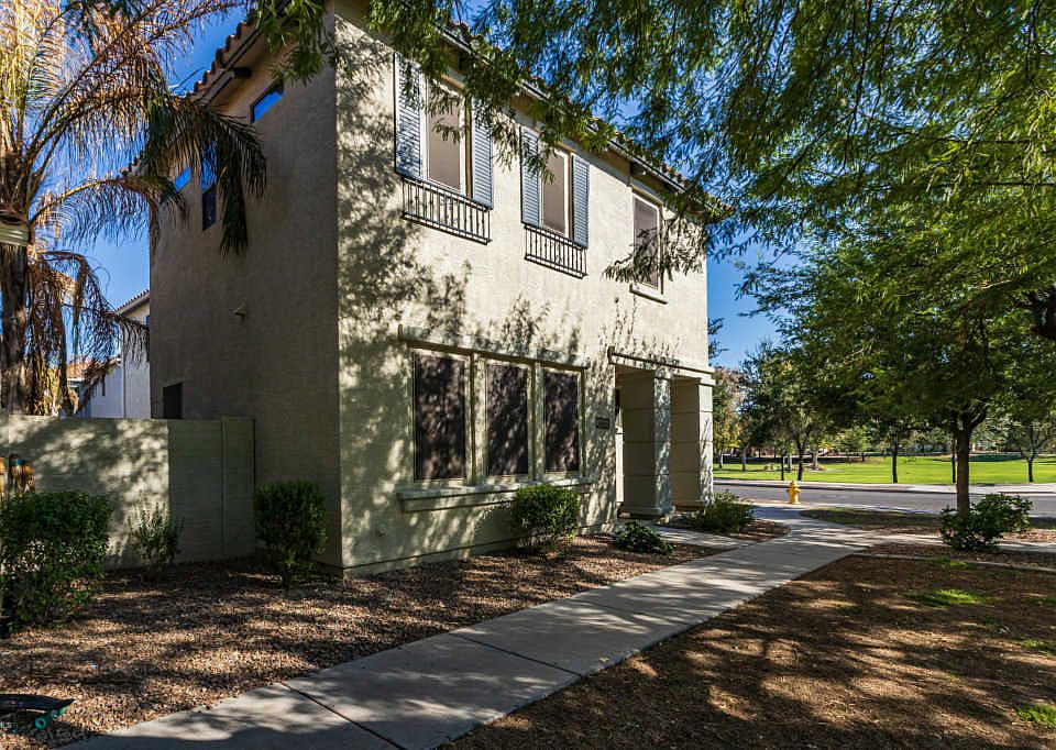 1st image of 3466 S Wren Dr