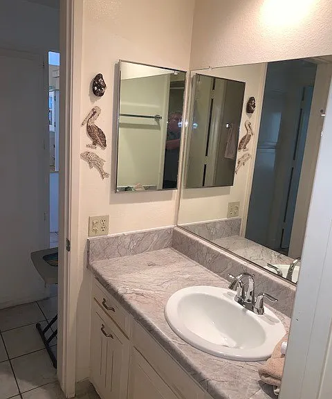 279 Avenida Carmel #C — Photo 11
