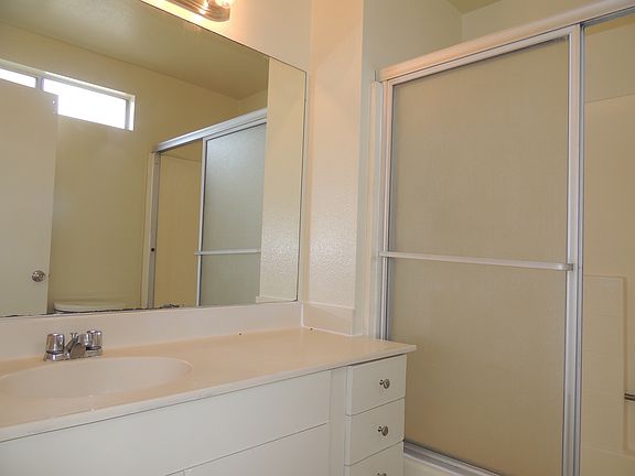 2nd image of 1821 E 6th St APT 7