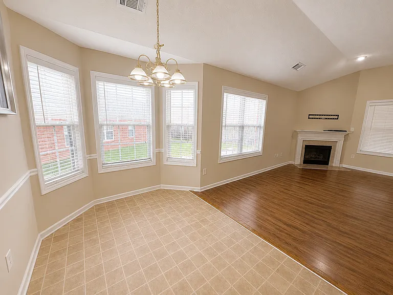 500 Liverpool Ct — Photo 21