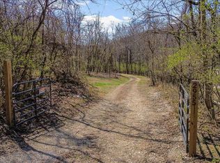 2955 Greenwood Dr, High Ridge, MO 63049