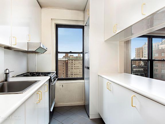 3rd image of 336 W End Ave APT 14D