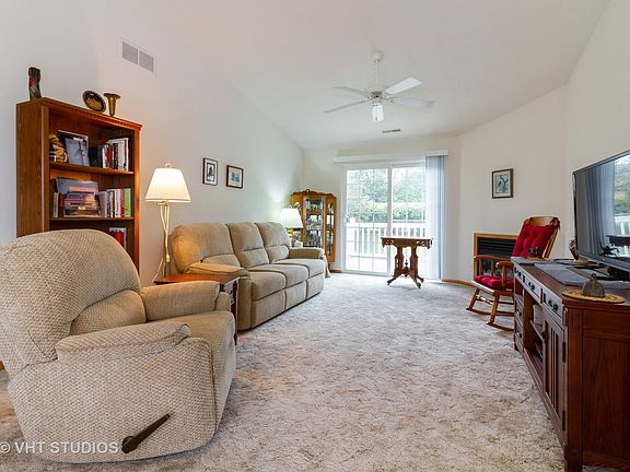 2nd image of 5426 Dierks Dr #5426