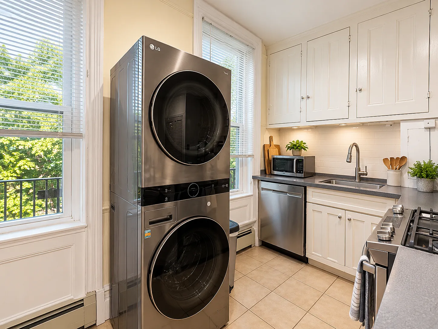 1 bed, 815 sqft, $3,175 — Photo 2