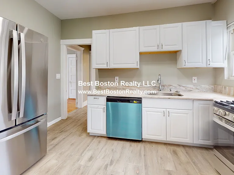 3943 Washington St #1 — Photo 1